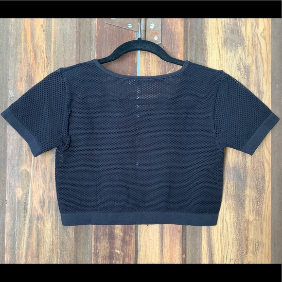 NWOT FOREVER 21 black fishnet crop top t-shirt - Picture 2 of 3